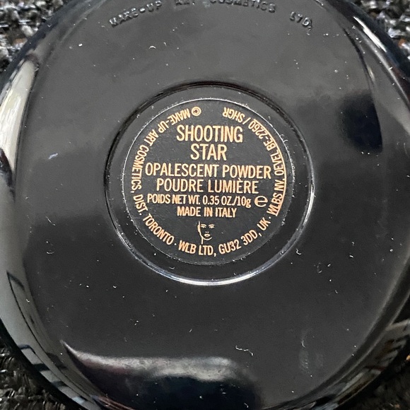 MAC LIMITED EDITION HIGHLIGHTER - Picture 5 of 5